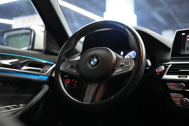 BMW 5 Series 2018 Reforma 530Li Tipo de lujo M Conjunto deportivo interior foto 20