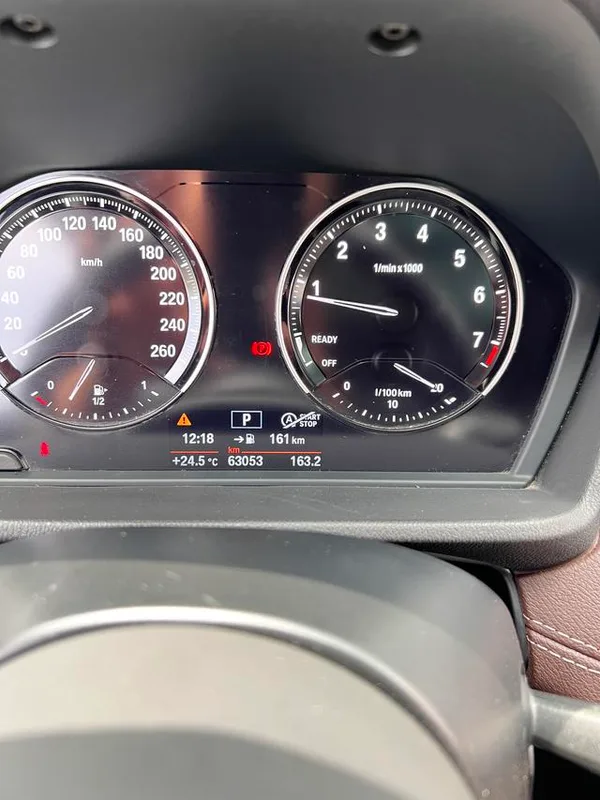 BMW X2 2020 sDrive25i Leading Type M Sports suit interior photo 12