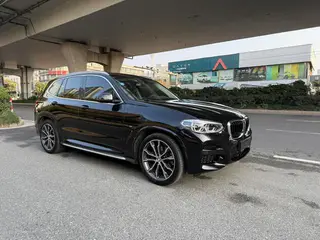 BMW X3 2021 xDrive30i Líder M Conjunto deportivo exterior foto 3