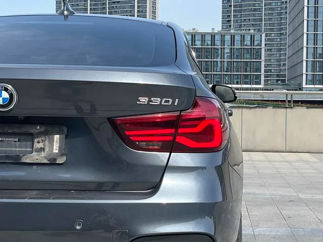 BMW 3 Series GT 2019 320i M Sports Obsidian Night Edition exterior photo 7