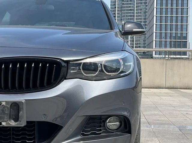 BMW 3 Series GT 2019 320i M Sports Obsidian Night Edition exterior photo 8