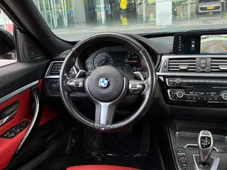 BMW 3 Series GT 2019 320i M Sports Obsidian Night Edition interior photo 14