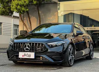 Mercedes-Benz Mercedes-AMG A-Class 2025 AMG A 35 4MATIC exterior photo 4