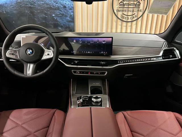 BMW X5 2025 xDrive40Li M Traje nocturno deportivo Yao interior foto 9