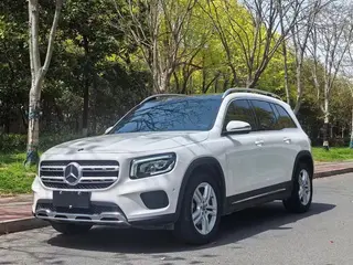 Mercedes-Benz GLB 2022 Second change GLB 200 Fashionable exterior photo 1 Mercedes-Benz GLB 2022 Second change GLB 200 Fashionable exterior photo 1
