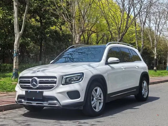 Mercedes-Benz GLB 2022 Second change GLB 200 Fashionable exterior photo 1 Mercedes-Benz GLB 2022 Second change GLB 200 Fashionable exterior photo 1