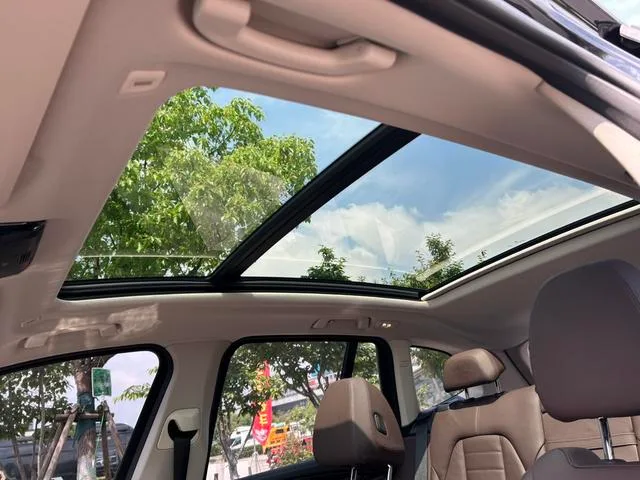 BMW X3 2019 xDrive28i M Sports suit interior photo 8