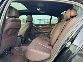 BMW 5 Series 2021 525Li M Sports suit interior photo 8 BMW 5 Series 2021 525Li M Sports suit interior photo 8