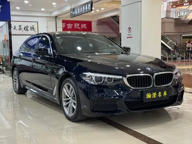 BMW 5 Series 2020 525Li M Спортивный костюм экстерьер фото 3
