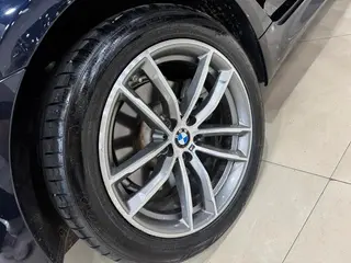 BMW 5 Series 2020 525Li M Спортивный костюм интерьер фото 13