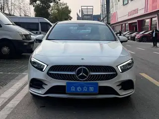 Mercedes-Benz A-Class 2022 Segundo cambio A 200 L Edición de moda de coche deportivo exterior foto 5 Mercedes-Benz A-Class 2022 Segundo cambio A 200 L Edición de moda de coche deportivo exterior foto 5