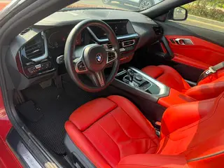 BMW Z4 2019 sDrive 25i M Sports suit interior photo 9