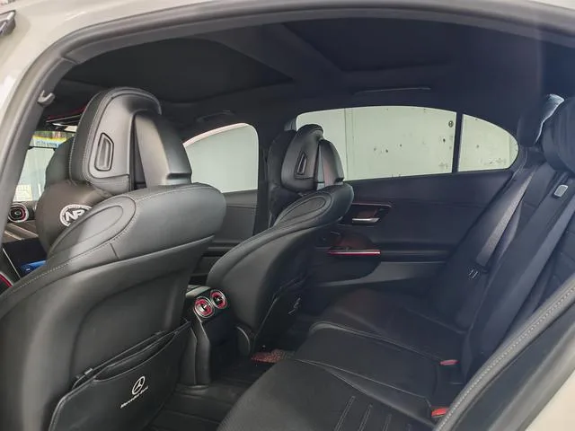 Mercedes-Benz C-Class 2024 Three changes C 260 L Sports version interior photo 8 Mercedes-Benz C-Class 2024 Three changes C 260 L Sports version interior photo 8