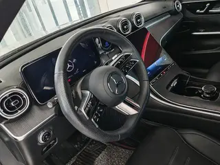 Mercedes-Benz C-Class 2024 Three changes C 260 L Sports version interior photo 12 Mercedes-Benz C-Class 2024 Three changes C 260 L Sports version interior photo 12