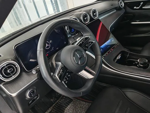 Mercedes-Benz C-Class 2024 Three changes C 260 L Sports version interior photo 12 Mercedes-Benz C-Class 2024 Three changes C 260 L Sports version interior photo 12