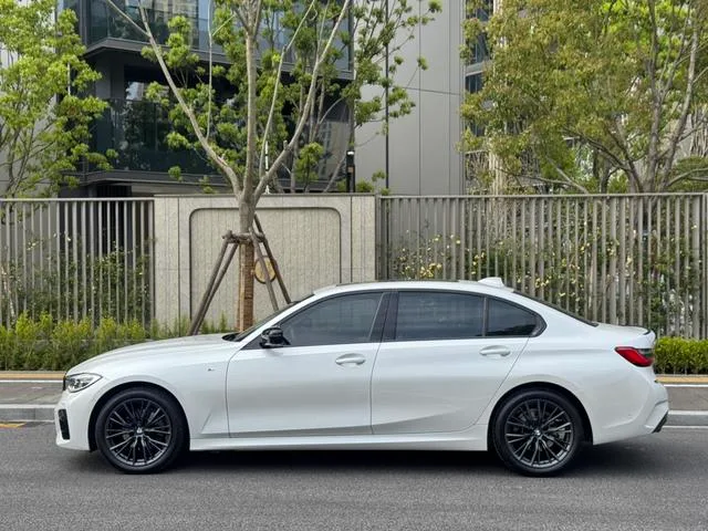 BMW 3 Series 2021 Restyling 325Li M Sports Night Suit exterior photo 5 BMW 3 Series 2021 Restyling 325Li M Sports Night Suit exterior photo 5