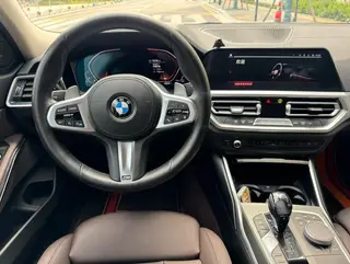 BMW 3 Series 2021 Restyling 325Li M Sports Night Suit interior photo 13 BMW 3 Series 2021 Restyling 325Li M Sports Night Suit interior photo 13