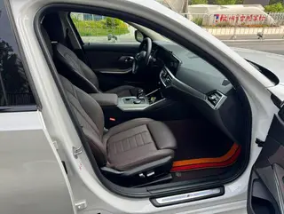 BMW 3 Series 2021 Restyling 325Li M Sports Night Suit interior photo 17 BMW 3 Series 2021 Restyling 325Li M Sports Night Suit interior photo 17