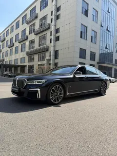 BMW 7 Series 2021 740Li Type de luxe M Ensemble de sport extérieur photo 1 BMW 7 Series 2021 740Li Type de luxe M Ensemble de sport extérieur photo 1