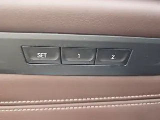 BMW 5 Series 2018 Mise à jour 530Li xDrive Ensemble de luxe intérieur photo 16