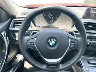 BMW 3 Series 2017 320Li M Спортивный интерьер фото 11