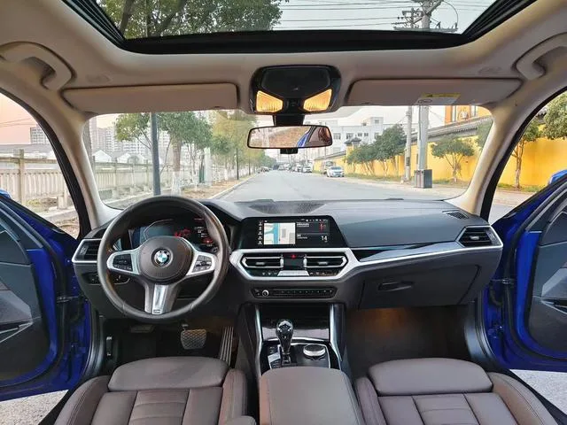 BMW 3 Series 2020 320Li M Ensemble de sport intérieur photo 6 BMW 3 Series 2020 320Li M Ensemble de sport intérieur photo 6