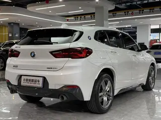 BMW X2 2021 sDrive25i Leading Type M Sports suit interior photo 15