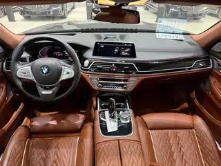 BMW 7 Series 2021 740Li xDrive Type administratif Ensemble de luxe extérieur photo 8 BMW 7 Series 2021 740Li xDrive Type administratif Ensemble de luxe extérieur photo 8