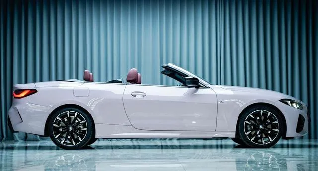 BMW 4 Series 2024 430i Convertible M Sports Night Suit interior photo 9 BMW 4 Series 2024 430i Convertible M Sports Night Suit interior photo 9