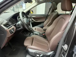BMW X1 2021 xDrive25Li Premium Class interior photo 11