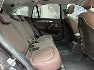 BMW X1 2021 xDrive25Li Premium Class interior photo 19