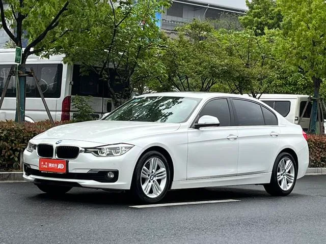 BMW 3 Series 2017 320Li Style tendance extérieur photo 1 BMW 3 Series 2017 320Li Style tendance extérieur photo 1