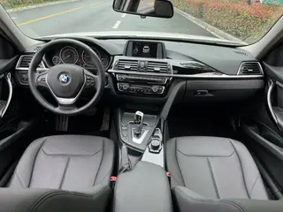 BMW 3 Series 2017 320Li Style tendance intérieur photo 18 BMW 3 Series 2017 320Li Style tendance intérieur photo 18