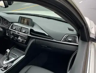 BMW 3 Series 2017 320Li Style tendance intérieur photo 20 BMW 3 Series 2017 320Li Style tendance intérieur photo 20