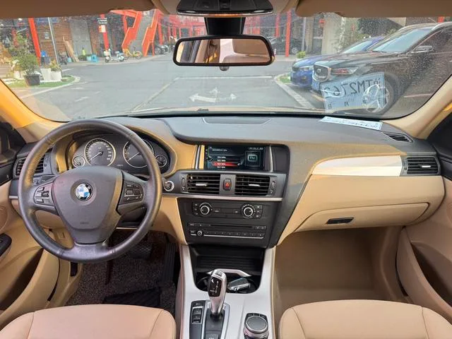BMW X3 2016 sDrive20i interior photo 12 BMW X3 2016 sDrive20i interior photo 12