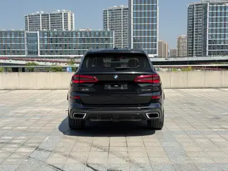 BMW X5 2019 xDrive40i Premium Class M Sports suit interior photo 19