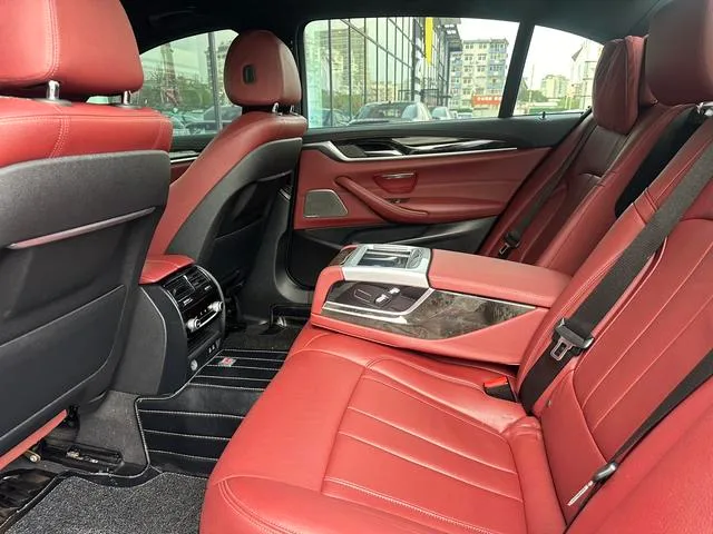BMW 5 Series 2020 530Li Premium Class M Sports suit exterior photo 7