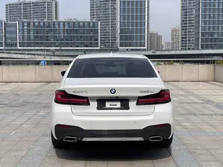 BMW 5 Series 2021 525Li M Sports suit interior photo 17