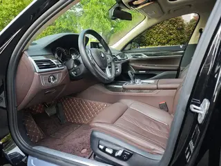 BMW 7 Series 2018 740Li Líder Traje de excelencia exterior foto 6