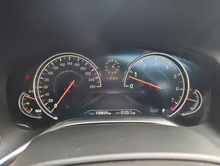 BMW 7 Series 2018 740Li Líder Traje de excelencia interior foto 18