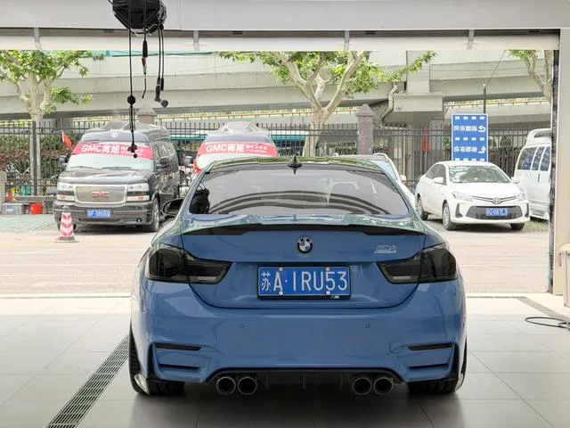BMW M4 2014 M4 Coupe exterior photo 4