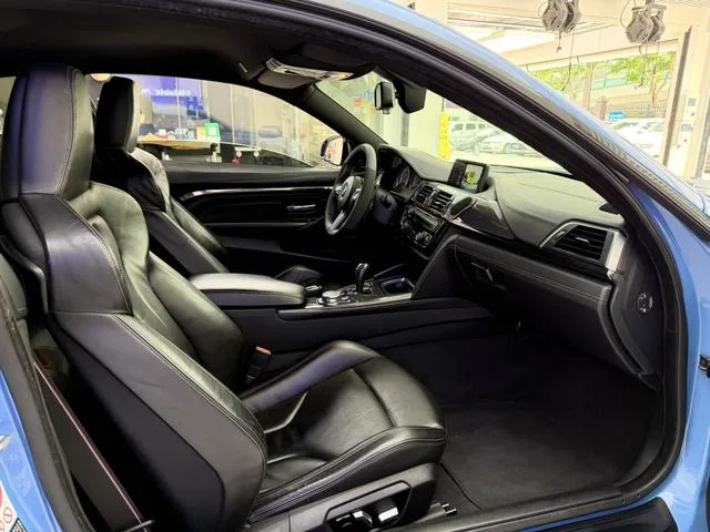 BMW M4 2014 M4 Coupe interior photo 15