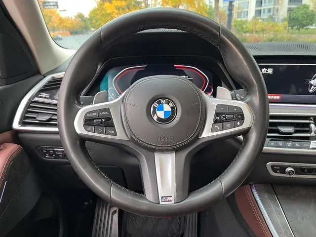 BMW X5 2019 xDrive30i M Sports suit exterior photo 7