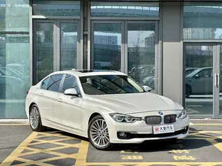 BMW 3 Series 2019 320Li Fashionable exterior photo 3