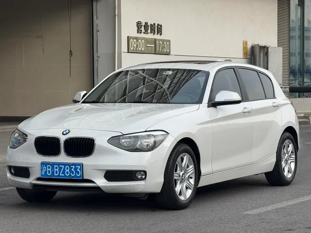 BMW 1 Series (Imported) 2013 Reforma 116i Líder exterior foto 1 BMW 1 Series (Imported) 2013 Reforma 116i Líder exterior foto 1