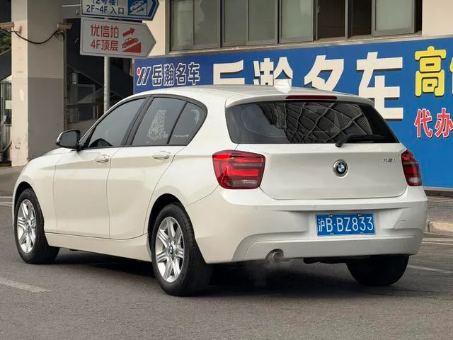 BMW 1 Series (Imported) 2013 Reforma 116i Líder exterior foto 8 BMW 1 Series (Imported) 2013 Reforma 116i Líder exterior foto 8