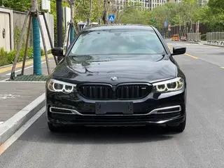 BMW 5 Series 2020 525Li Luxury Set exterior photo 2