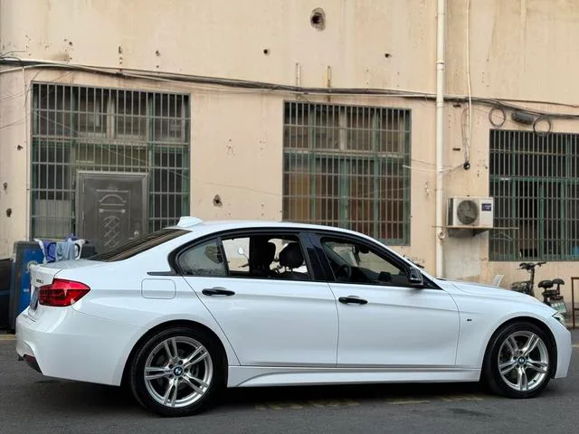 BMW 3 Series 2018 320Li Leading Type M Sports suit exterior photo 5