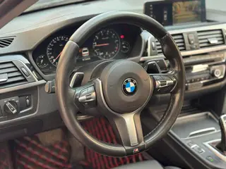 BMW 3 Series 2018 320Li Leading Type M Sports suit interior photo 12