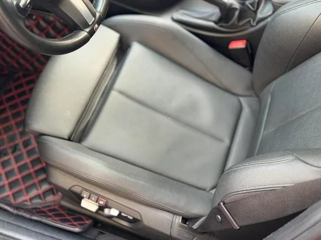 BMW 3 Series 2018 320Li Leading Type M Sports suit interior photo 13